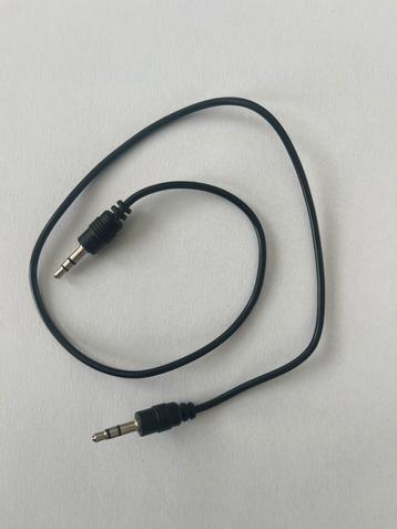 AUX kabel 3.5mm jack – 45 cm – Male to Male beschikbaar voor biedingen