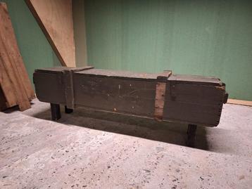 Houten munitiekist munitie kist  beschikbaar voor biedingen