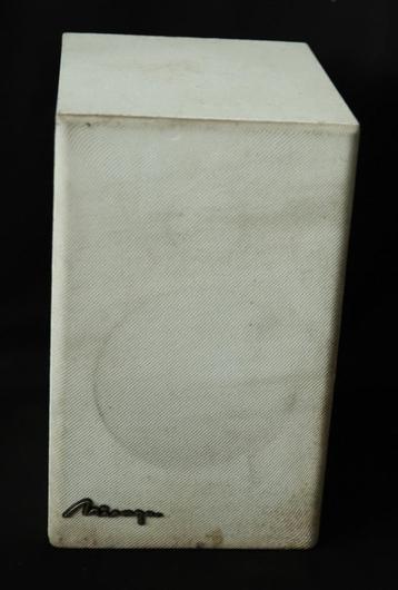 Mirage speaker. beschikbaar voor biedingen