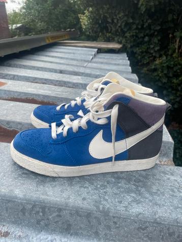 Sneakers Nike 40 beschikbaar voor biedingen