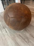 Grote vintage leren medicijnbal, Sport en Fitness, Ophalen, Gebruikt, Benen, Fitnessbal