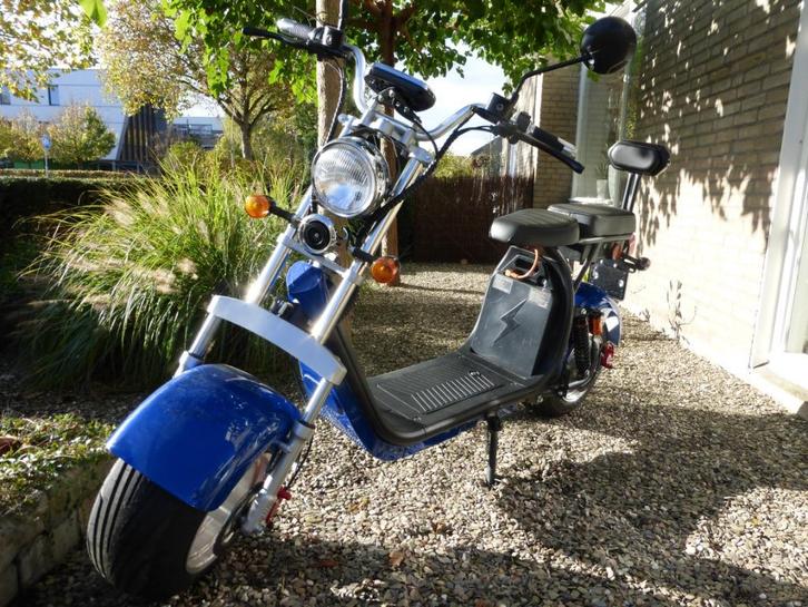 E-choppers, tweepersoons blauw en zwart, Fietsen en Brommers, Snorfietsen en Snorscooters, Zo goed als nieuw, Overige merken, Elektrisch