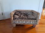 Te koop fijne warme rieten honden of katten mand, Dieren en Toebehoren, Ophalen, Gebruikt, Riet