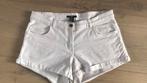H&M  witte korte broek mt 40, Ophalen of Verzenden, Zo goed als nieuw