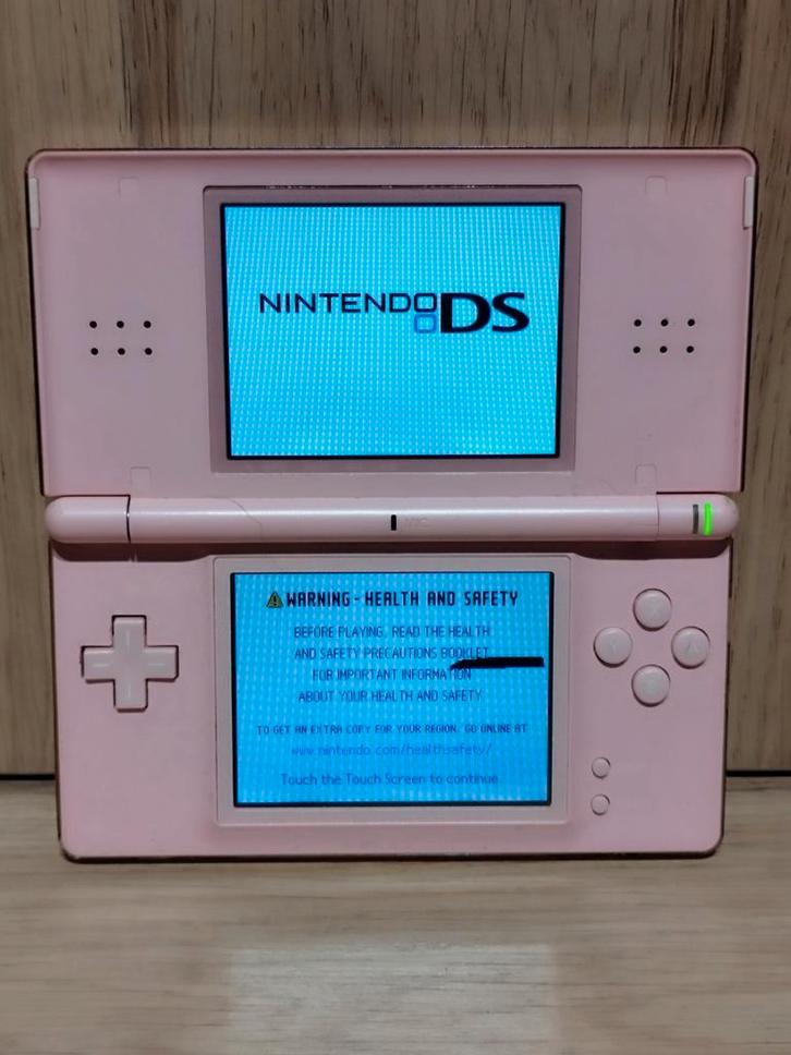Nintendo DS Lite Roze - Draagbare Console, Spelcomputers en Games, Spelcomputers | Nintendo DS, Gebruikt, DS Lite, Roze, Ophalen of Verzenden