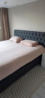 Mooie tweepersoons boxspring, Tweepersoons, Ophalen of Verzenden, Zo goed als nieuw, 180 cm