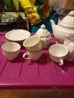 servies vintage, Huis en Inrichting, Overige stijlen, Kop(pen) en/of Schotel(s), Gebruikt, Ophalen of Verzenden