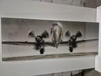 Schilderij van een Vliegtuig op Glas, Huis en Inrichting, Ophalen of Verzenden, Zo goed als nieuw, 75 tot 100 cm, Foto of Poster
