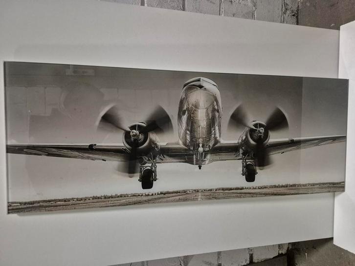 Schilderij van een Vliegtuig op Glas, Huis en Inrichting, Woonaccessoires | Schilderijen, Tekeningen en Foto's, Zo goed als nieuw