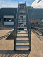 Stalen trap antraciet als nieuw hoog 3 ,25mtr. Nob140, Doe-het-zelf en Verbouw, Ladders en Trappen, Ophalen of Verzenden, Zo goed als nieuw