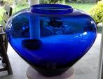 erg groot Glazen vaas, eenvoudig, kobaltblauw, Minder dan 50 cm, Glas, Blauw, Zo goed als nieuw