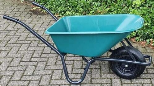 Nieuwe Kruiwagen kunststof bak met luchtband of antilekband, Tuin en Terras, Kruiwagens, Nieuw, Ophalen
