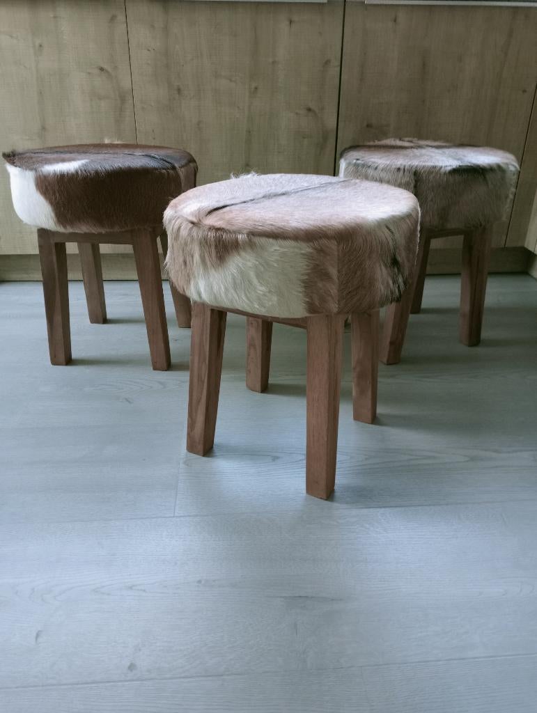 3 Nieuwe krukjes teakhout/geitenhaar, Ophalen, Nieuw, Hout