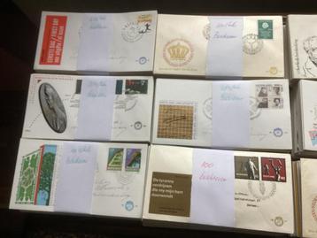 1500 stuks fdc Nederland beschreven in pakken van 100 stuks beschikbaar voor biedingen