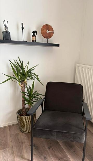 Woood fauteuil beschikbaar voor biedingen
