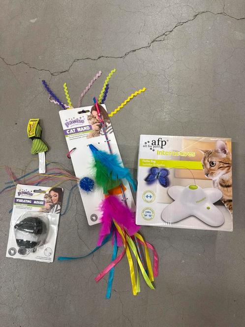 Kattenspeelgoedset – Flutter Bug, speelhengel, muis & meer!, Dieren en Toebehoren, Kattenspeelgoed, Zo goed als nieuw, Ophalen of Verzenden