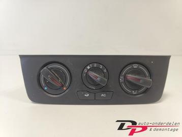 Kachel Bedieningspaneel van een Seat Ibiza beschikbaar voor biedingen