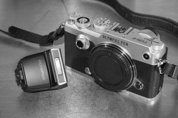 Olympus Pen-F (OM System) MFT micro four thirds camera body beschikbaar voor biedingen