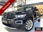 Volkswagen T-Roc 1.5 TSI Sport/ Camera/ Keyless/ Standkachel, 1498 cc, Zwart, 4 cilinders, Leder en Stof