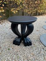 Houten bijzettafel met leeuwenpoten, Huis en Inrichting, Minder dan 55 cm, Gebruikt, Rond, Hout