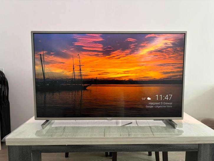 32inch FullHD Android tv Philips - Smart tv - Met Ambilight, Audio, Tv en Foto, Televisies, Zo goed als nieuw, LED, 80 tot 100 cm