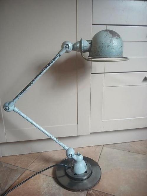 Jielde lamp jieldé lichtgrijs sleets tafellamp bureaulamp, Huis en Inrichting, Lampen | Tafellampen, Gebruikt, 75 cm of meer, Ophalen of Verzenden