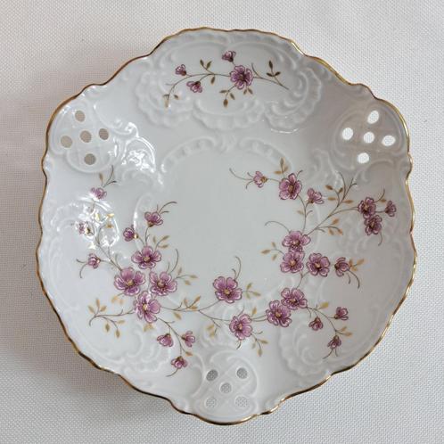 Lindner kom doorbraak, gaas (gesneden) decor, bloemtak W. Du, Huis en Inrichting, Keuken | Servies, Zo goed als nieuw, Schaal of Schalen