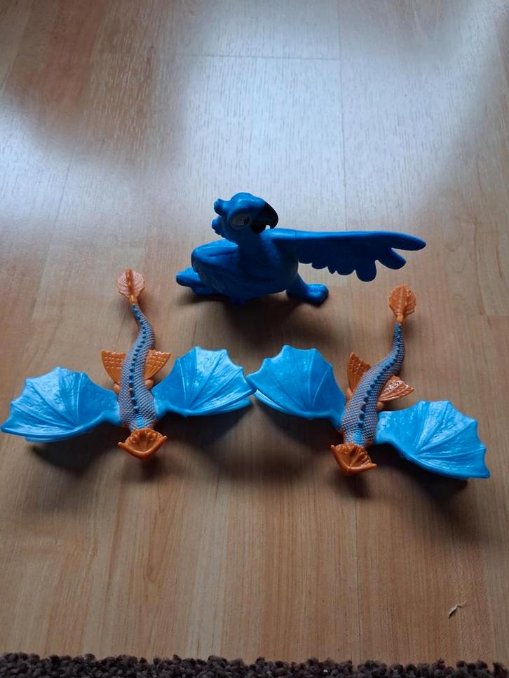 3 Figuurtjes 🌼 op batterij, Verzamelen, Smurfen, Ophalen of Verzenden