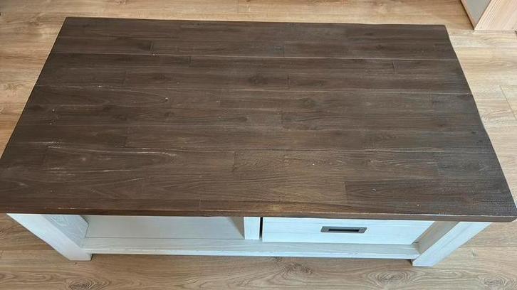 Zeer nette salontafel - Henders & Hazel Velasco, Huis en Inrichting, Tafels | Salontafels, Zo goed als nieuw, Minder dan 50 cm