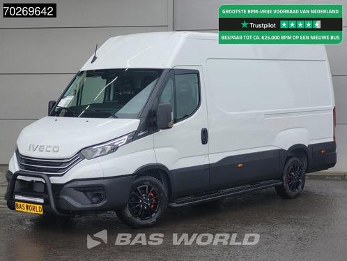Iveco Daily 35S21 3.0L Automaat Black Edition 2025 model L2H, Auto's, Bestelauto's, Bedrijf, Te koop, Achteruitrijcamera, Airconditioning