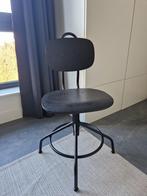 Zwarte kantoorstoel met houten zitting en rugleuning, Ophalen, Gebruikt, Eén, Metaal
