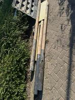 Gratis Balken & Kunststof Plaat - Tuinproject, Doe-het-zelf en Verbouw, Hout en Planken, Ophalen, Gebruikt, 200 tot 250 cm, 50 mm of meer