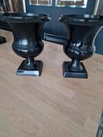 2x zwart metaal vazen vaas Eric kuster stijl, Overige materialen, Zwart, Ophalen of Verzenden, Zo goed als nieuw