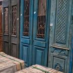 ANTIEKE DEUREN BUITENDEUREN MET SMEEDIJZER UNIEK!, Nieuw, Ophalen of Verzenden, Buitendeur, Hout