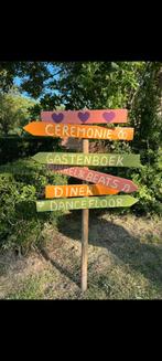 Wegwijsborden voor bruiloft, Ophalen, Zo goed als nieuw, Versiering, Geboorte of Huwelijk