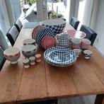 Servies at home with Marieke, Ophalen