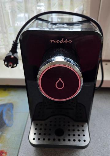 Heetwaterdispenser aangeboden  beschikbaar voor biedingen