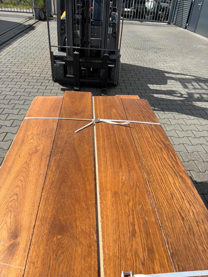 38 m2 eiken multivloer . 18 cm breed 2 cm dik verouderd, Doe-het-zelf en Verbouw, Vloerdelen en Plavuizen, Gebruikt, Vloerdelen of -planken