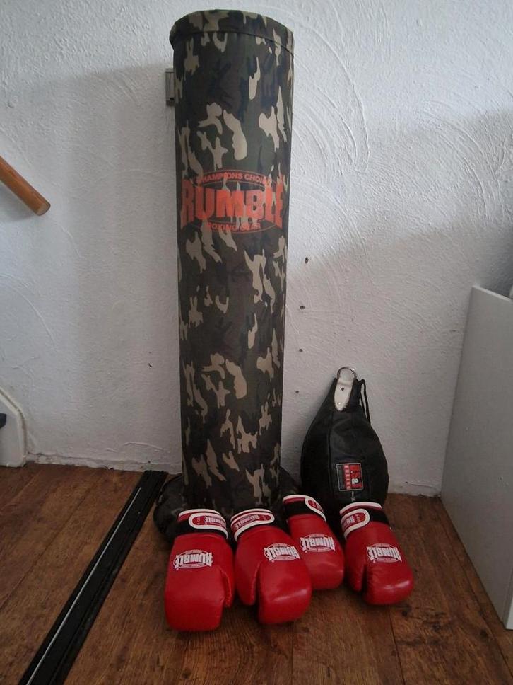 Bokszak, Boksbal & Handschoenen - Weinig Gebruikt, Sport en Fitness, Boksen, Zo goed als nieuw, Bokshandschoenen, Ophalen of Verzenden