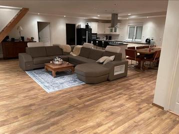 Luxe villa met binnenzwembad Bourgogne beschikbaar voor biedingen