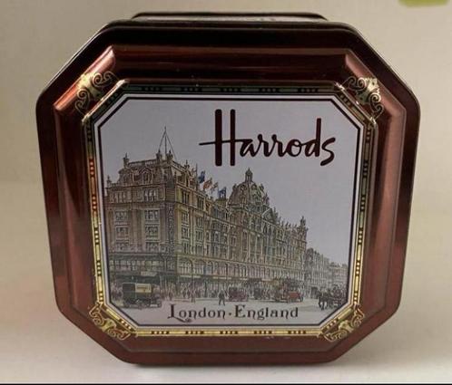 Hoekig blikje van Harrods London-England. H. 6 cm, Verzamelen, Blikken, Zo goed als nieuw, Overige, Overige merken, Ophalen of Verzenden