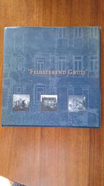 Fluisterend gruis. Kasteel Ter Worm, Ophalen of Verzenden, Zo goed als nieuw, Meerdere auteurs, Overige onderwerpen