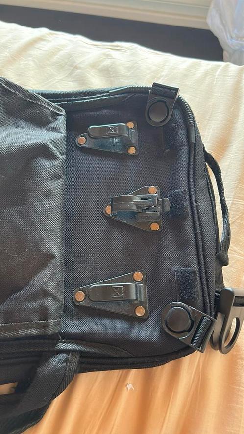Handige schoudertas, fietstas en rugzak in een, Computers en Software, Laptoptassen, Zo goed als nieuw, Ophalen of Verzenden