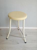 Vintage gele brabantia kruk origineel wit antieke retro, Huis en Inrichting, Krukjes, Ophalen, Gebruikt, Hout