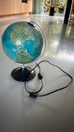 Wereldbol met licht licht doet het niet, Ophalen, Zo goed als nieuw