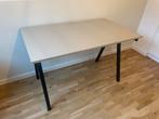 IKEA Trotten Bureau - Perfect voor Thuiswerken!, Huis en Inrichting, Bureaus, Ophalen, Gebruikt, Bureau
