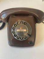 T65 PTT telefoontoestel bruin, Telecommunicatie, Vaste telefoons | Niet Draadloos, Ophalen of Verzenden, Gebruikt, Met draaischijf