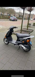 Puch zip, Fietsen en Brommers, Scooters | Piaggio, Ophalen of Verzenden, Zo goed als nieuw, Benzine, Zip