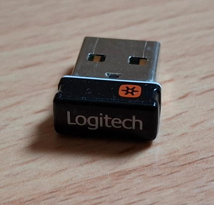 Logitech Unifying USB Receiver, Computers en Software, Muizen, Zo goed als nieuw, Muis, Linkshandig, Rechtshandig, Draadloos, Ergonomisch