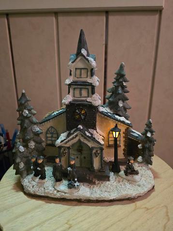 Kerstdecoratie: Kerst kerk beschikbaar voor biedingen